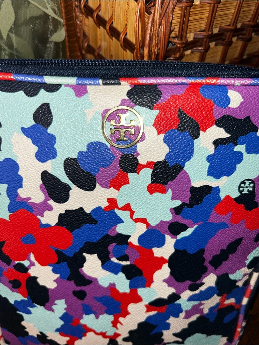 Tory Burch Floral Camouflage iPad or tablet case - used condition - - Picture 2 of 8